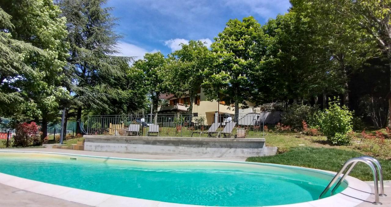 Villa Giuliana B&B Scarperia Bagian luar foto